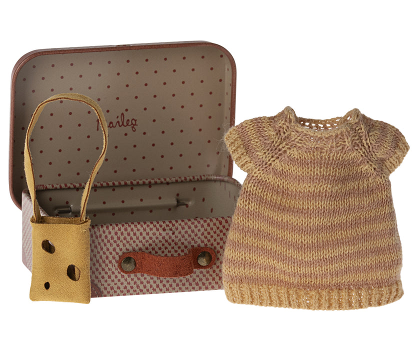 Knitted Dress & Bag in Suitcase - Big Sister - Maileg Mouse