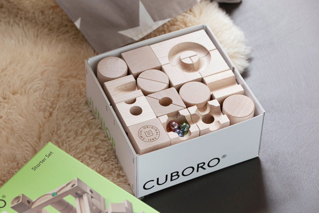 CUBORO Junior - The starter Set - Wooden Marble Run for 3 years and up —  Oak & Ever
