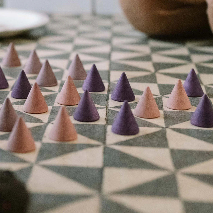 Mandala Pieces – 36 Purple Peaks – Loose Parts - Grapat