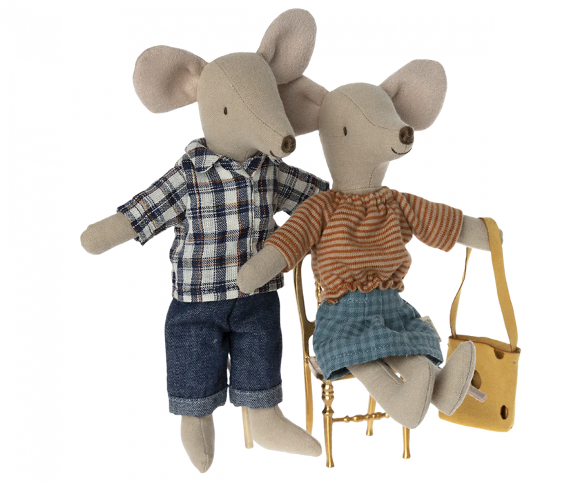 Mom & Dad Mouse with Vintage Bed - Maileg Mice