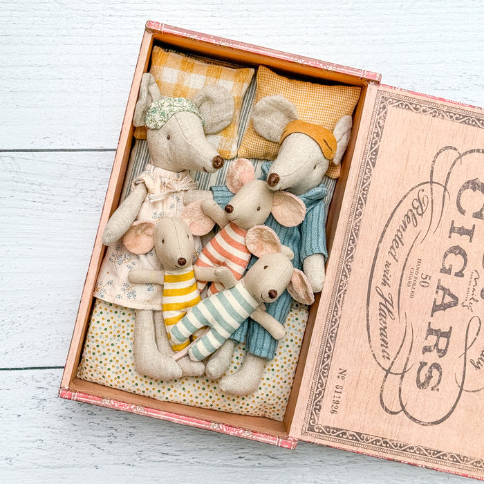 Mom, Dad, & Baby Mouse in a Cigar box – New Parents Set - Maileg Mice Set