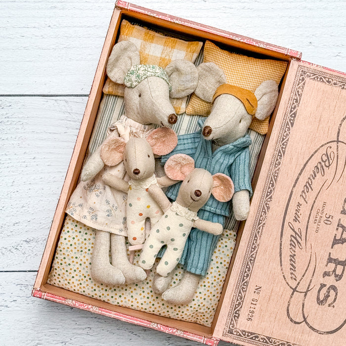 Mom, Dad, & Baby Mouse in a Cigar box – New Parents Set - Maileg Mice Set