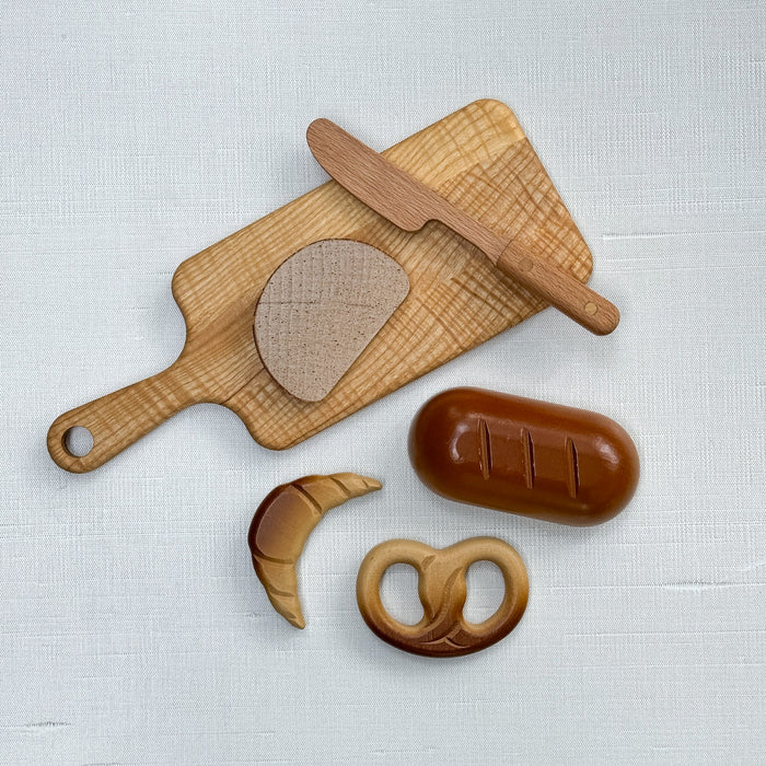 Play food Wooden Cutting Board with Knife