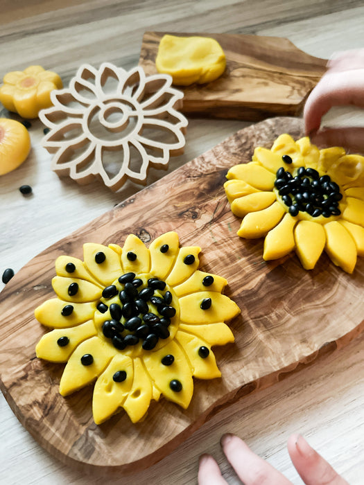 Sunflower Dough Cutter - Plant Based Plastic - Eco Cutters