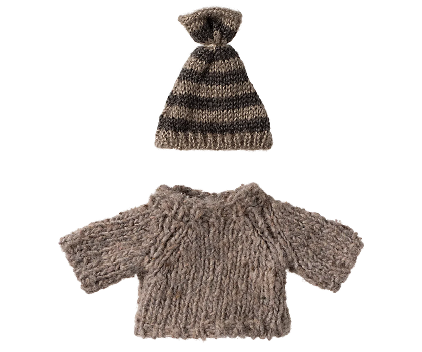 Tan Knitted Sweater and Hat - Brother/Sister Size - Mouse Clothing - Maileg