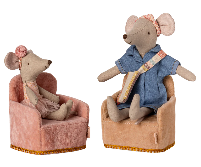Velvet Folding Mouse Chair - Rose - Maileg Oak & Ever Velvet Folding Mouse Chair - Rose - Maileg Oak & Ever