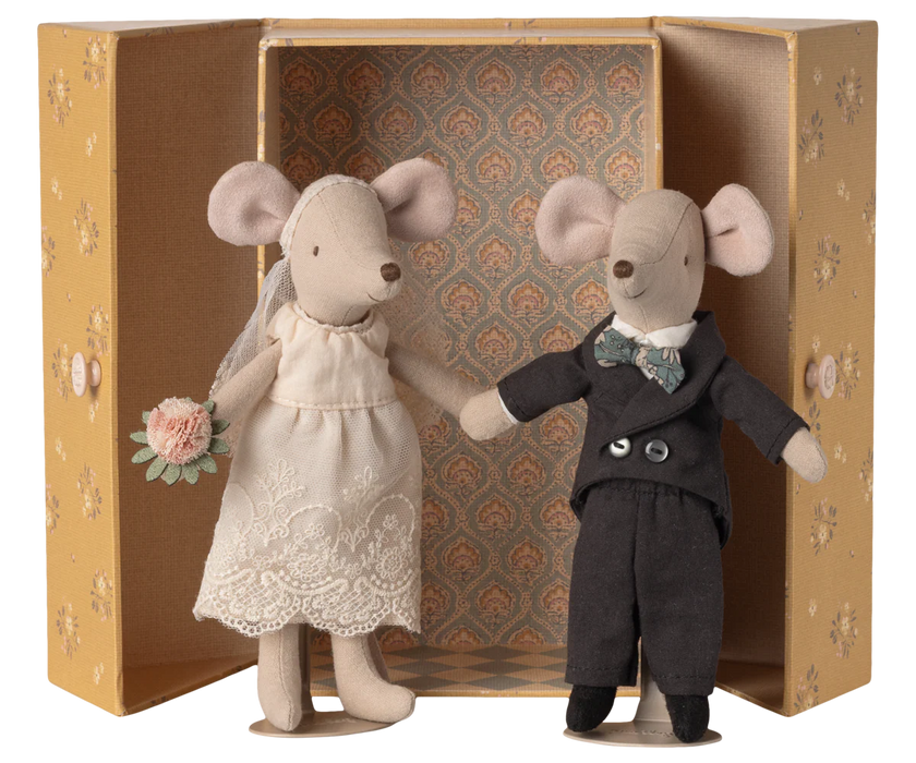 Wedding Mice Couple in Box - Mom & Dad Mouse  - Maileg