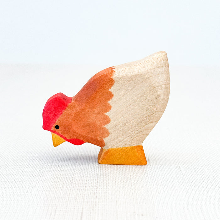 Hen picking - Hand Painted Wooden Animal - HolzWald