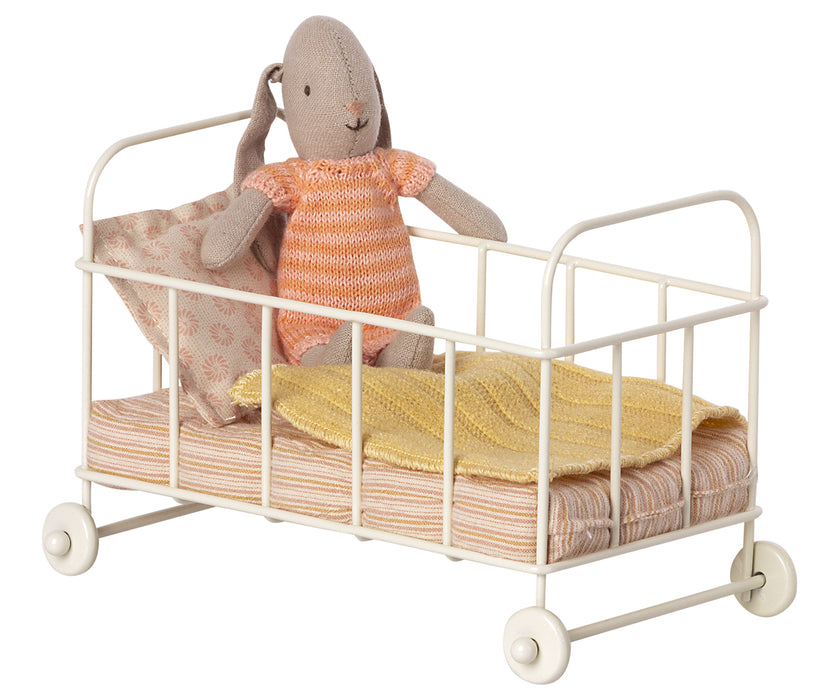 Mouse Cot Bed - Maileg  Mouse - Rose