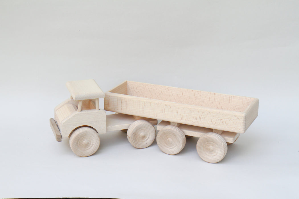 8 Wheeler Truck - Wooden Truck with Flatbed