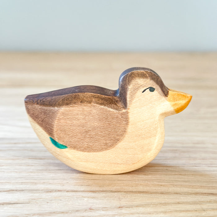 Duck sitting  - Hand Painted Wooden Animal - HolzWald