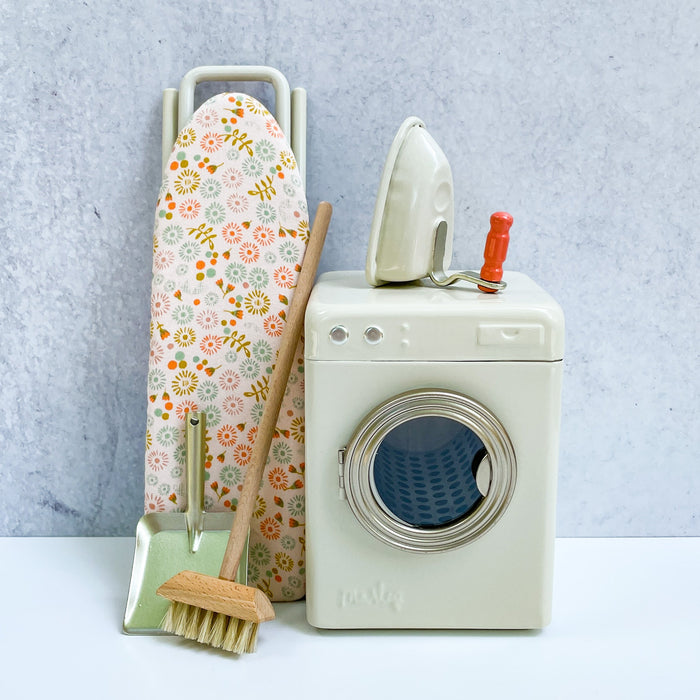 Miniature Washing Machine - Mouse Washing Machine - Maileg