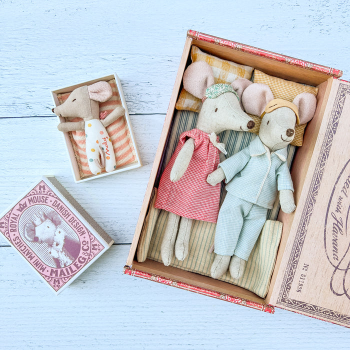 Mom, Dad, & Baby Mouse in a Cigar box – New Parents Set - Maileg Mice Set