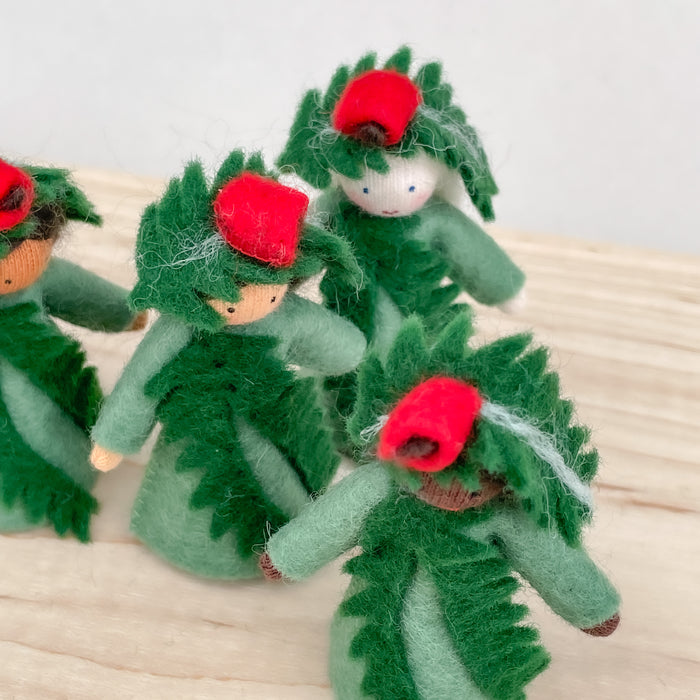 Winter Fairy - Yew Tree Fairy - Berry Hat Fairy - Ambrosius Flower Fairies