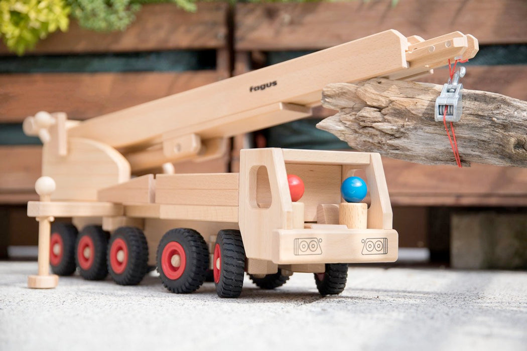 Wooden Mobile Crane + Lifting Fork and Load Magnet - Fagus