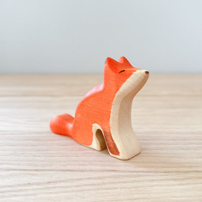 Fox Sitting  - Hand Painted Wooden Animal - HolzWald
