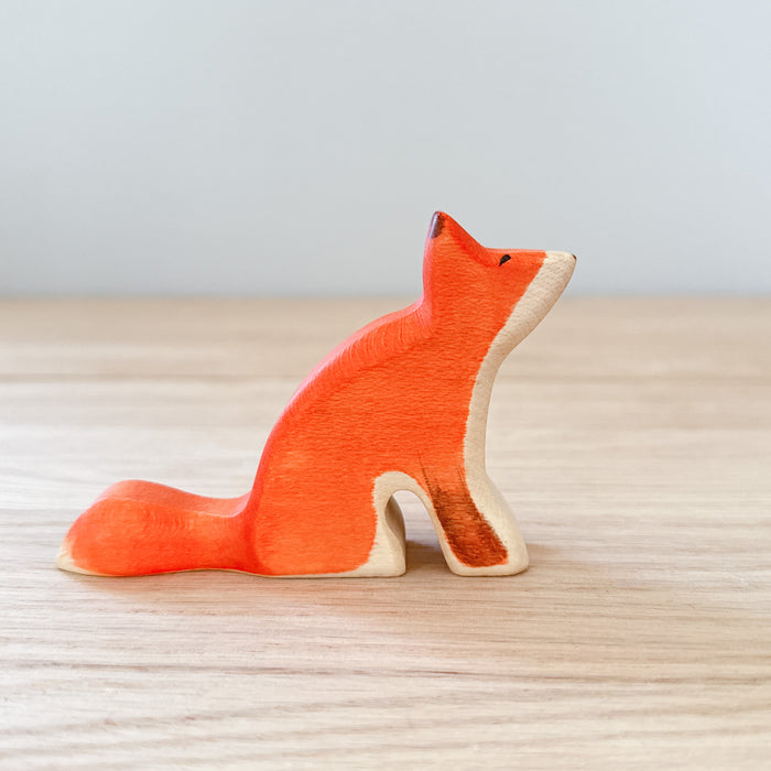 Fox Sitting  - Hand Painted Wooden Animal - HolzWald