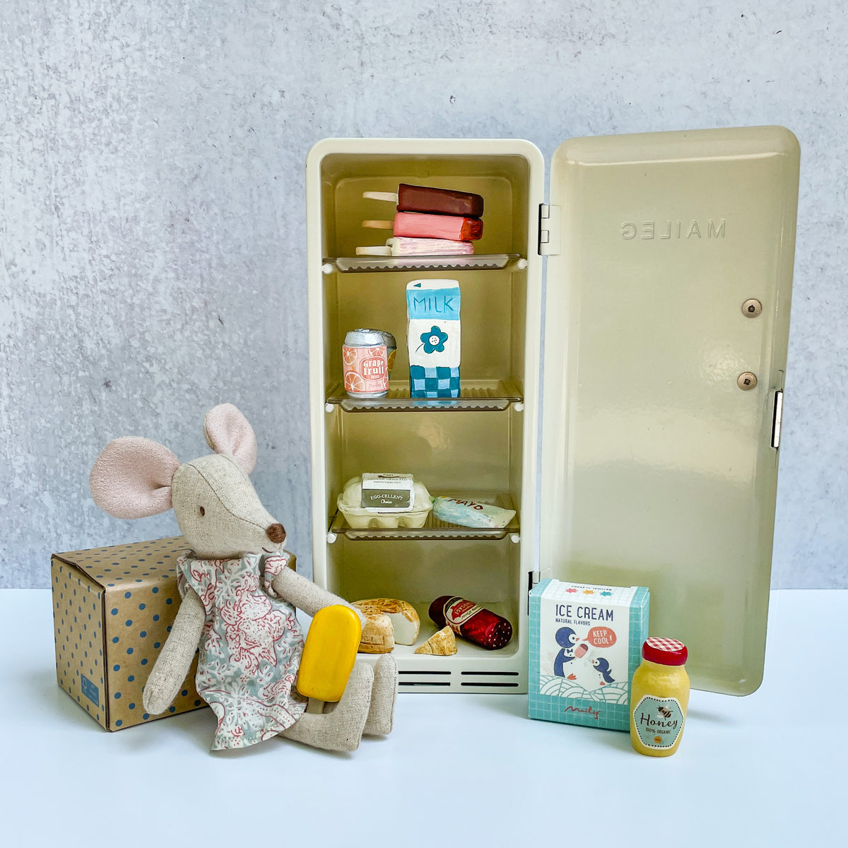 Miniature fridge and box of grocery - Maileg Kitchen — Oak & Ever