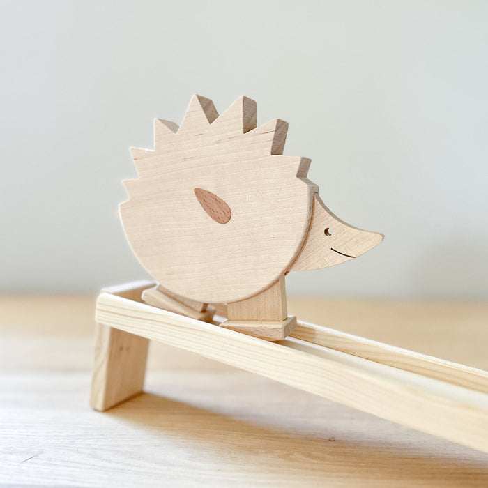 Wooden Walking Hedgehog Toy - Ramp Walker