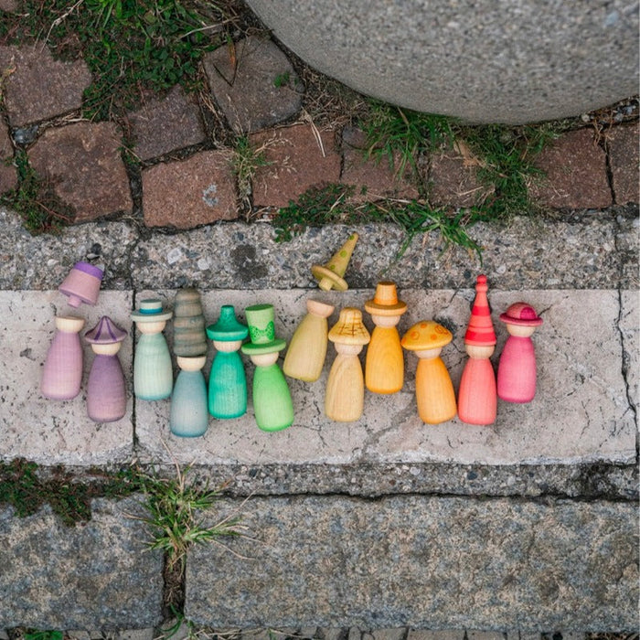 Fancy Nins– Twelve Rainbow Wooden Peg People with Hats - Grapat